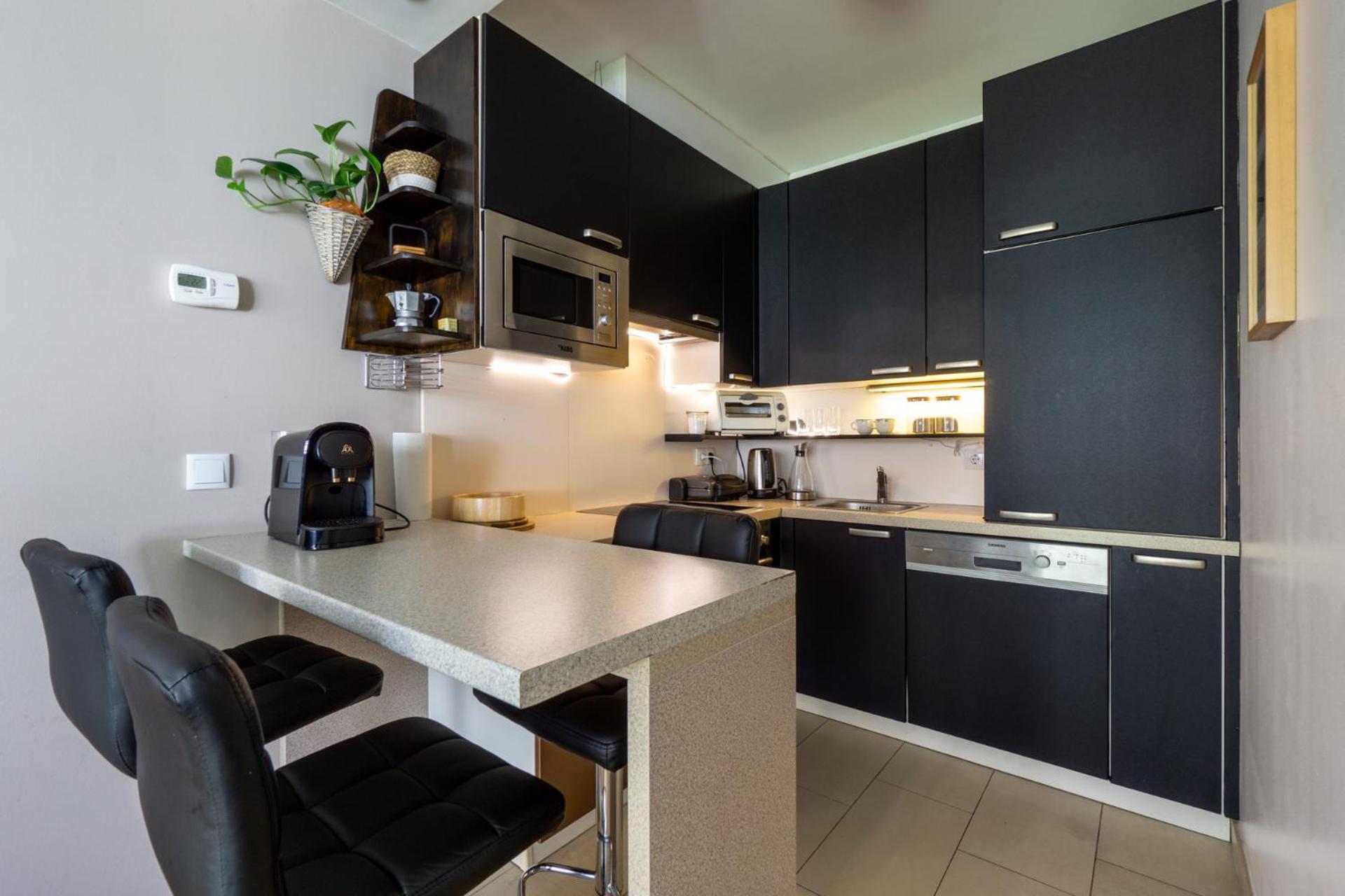 Apartment With Garden Close To Stadthalle, Westbahnhof Wina Bagian luar foto