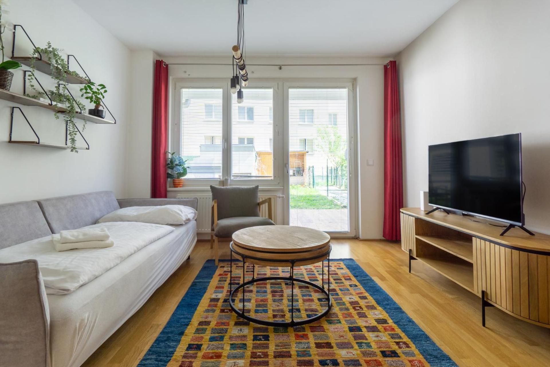 Apartment With Garden Close To Stadthalle, Westbahnhof Wina Bagian luar foto